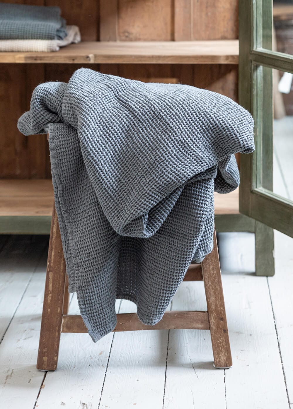 CALVIA Våfflad filt/handduk grå 120*180