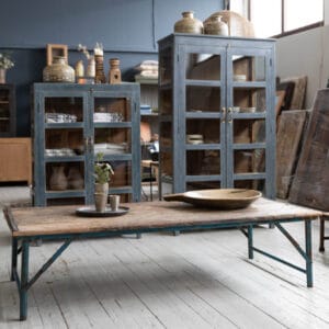 stort soffbord i rustik stil