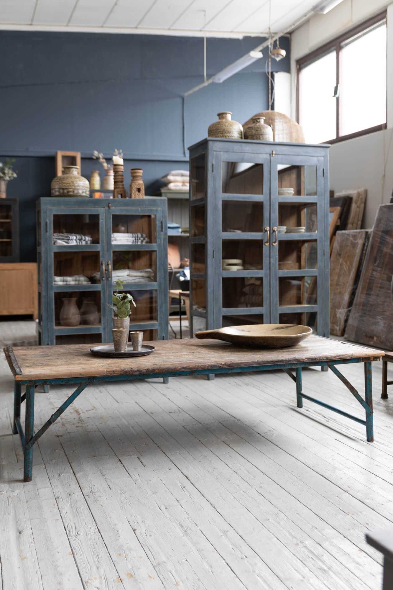 stort soffbord i rustik stil