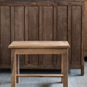 träpall i teak, 60cm